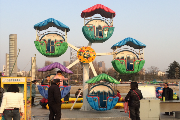 outdoor mini Christmas observation wheel for sale